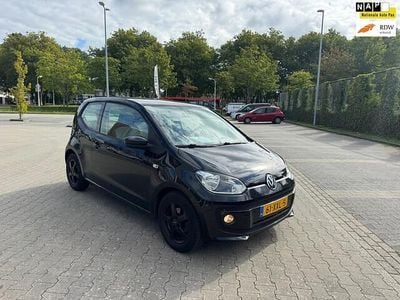 Zwart (metallic) Gebruikt 2012 VW up! high up! Hatchback | € 3.950 (Goede deal)