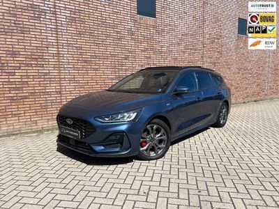 Blauw Gebruikt 2023 Ford Focus ST-Line X Stationwagen | € 26.950 (Eerlijke prijs)
