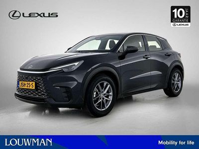 Zwart Occasion 2025 Lexus LBX Business Edition SUV | € 34.950 (Iets duurder)