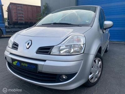 Occasion Renault Modus 75 PK (55 kW) 2010 Grijs MPV