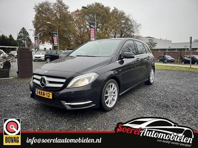 Zwart Gebruikt 2012 Mercedes B200 Ambition MPV | € 12.600 (Iets duurder)