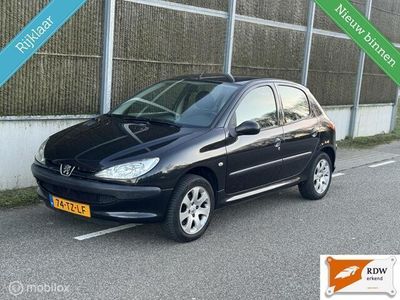 tweedehands Peugeot 206 1.4 One-line NAP/AIRCO/LAGE KM STAND/NETTE AUTO