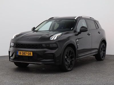 Zwart (metallic) Gebruikt 2022 Lynk & Co 01 SUV | € 23.900 (Goede deal)