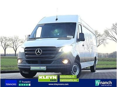 Wit Occasion 2022 Mercedes Sprinter Van | € 33.850 (Super prijs)