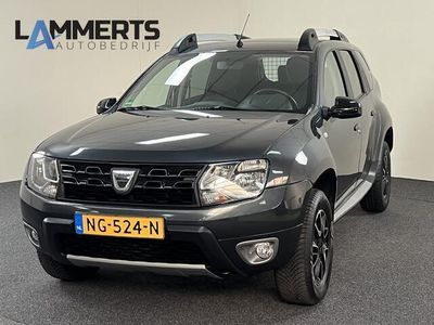 Grijs Occasion 2017 Dacia Duster Black Shadow SUV | € 12.450 (Iets duurder)