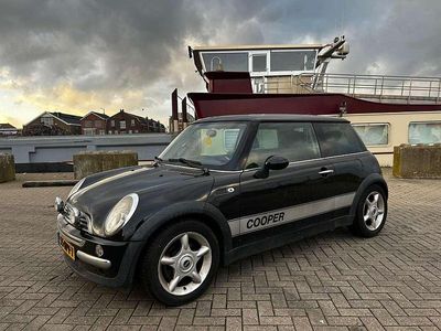Occasion Mini Cooper Pepper 116 PK (85 kW) 2003 Zwart Hatchback
