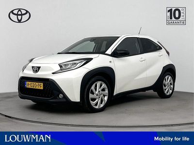 Pure white (licht wit) Occasion 2022 Toyota Aygo X Edition SUV | € 19.745 (Eerlijke prijs)