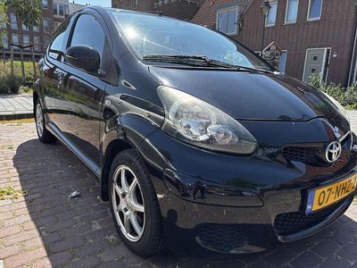 Zwart Gebruikt 2010 Toyota Aygo Comfort Hatchback | € 2.500 (Goede deal)