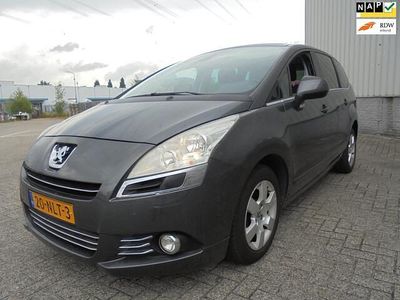 Grijs Gebruikt 2010 Peugeot 5008 MPV | € 2.950 (Duur)