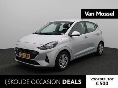 Grijs Occasion 2024 Hyundai i10 Comfort Hatchback | € 15.240 (Eerlijke prijs)