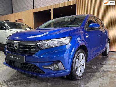 Blauw Occasion 2022 Dacia Sandero Expression Hatchback | € 15.990 (Duur)