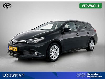 Toyota Auris Hybrid
