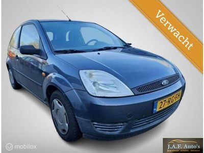 tweedehands Ford Fiesta 1.3 NIEUWE APK! GROOT ONDERHOUD LAGE KM! ZUINIG