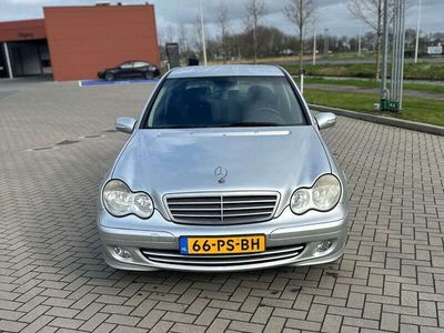 Mercedes C200