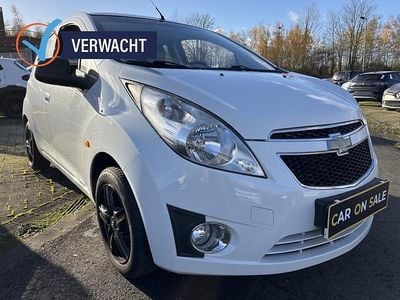 Wit (metallic) Gebruikt 2011 Chevrolet Spark LS Hatchback | € 3.250 (Iets duurder)
