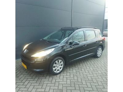 tweedehands Peugeot 207 SW/1.4 VTI X-line/Airco/elek ramen/trekhaak