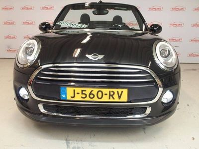 tweedehands Mini Cooper Cabriolet 1.5 Chili Serious Business Camera Automaat Led