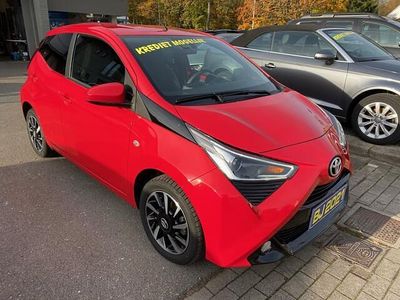 Rood Gebruikt 2021 Toyota Aygo X-cite Hatchback | € 11.900 (Eerlijke prijs)