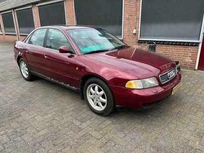 Occasion Audi A4 Ambition 193 PK (141 kW) 1998 Rood Sedan