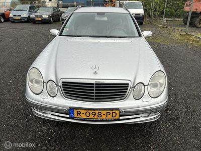 Mercedes 320