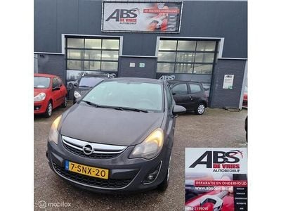 Grijs Gebruikt 2013 Opel Corsa Design Edition Hatchback | € 2.999 (Eerlijke prijs)