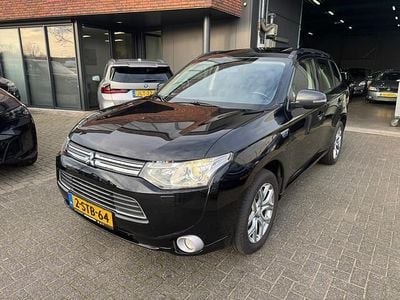 Zwart Gebruikt 2013 Mitsubishi Outlander Instyle SUV | € 7.495 (Eerlijke prijs)