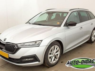 Zilver Occasion 2021 Skoda Octavia Business Line Stationwagen | € 12.100