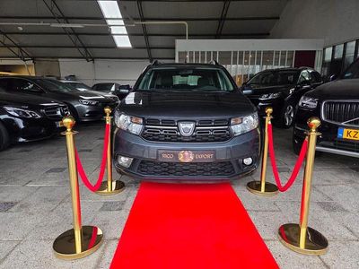 Grijs Gebruikt 2017 Dacia Logan MCV MPV | € 3.555 (Goede deal)