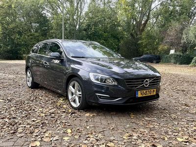 Grijs Occasion 2017 Volvo V60 Summum Stationwagen | € 19.250 (Iets duurder)
