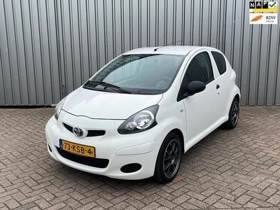 Occasion Toyota Aygo 68 PK (50 kW) 2010 Wit Hatchback