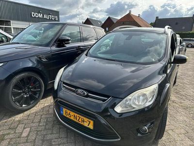 Zwart, metallic lak Gebruikt 2011 Ford Grand C-Max Titanium MPV | € 3.900 (Duur)