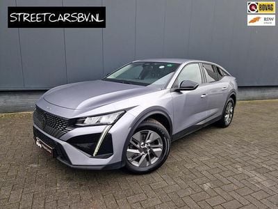 Grijs Gebruikt 2024 Peugeot 408 Allure Hatchback | € 25.950 (Eerlijke prijs)
