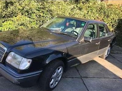 Gebruikt 1994 Mercedes E300 Sedan | € 6.500