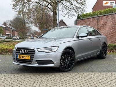 Grijs (metallic) Gebruikt 2012 Audi A6 Proline Sedan | € 9.950 (Eerlijke prijs)