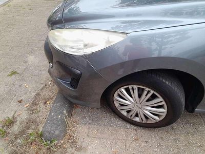 Brons Gebruikt 2008 Peugeot 308 Hatchback | € 999 (Eerlijke prijs)
