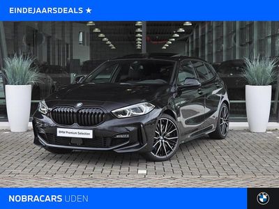 Saphirschwarz Gebruikt 2024 BMW 118 M Sport Hatchback | € 33.250 (Eerlijke prijs)