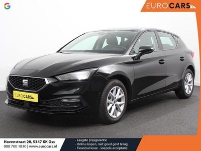 Zwart Gebruikt 2024 Seat Leon Style Hatchback | € 24.940 (Eerlijke prijs)