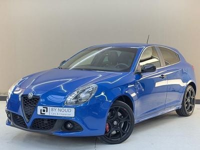 Occasion Alfa Romeo Giulietta Super 120 PK (88 kW) 2018 Blauw (metallic) Hatchback