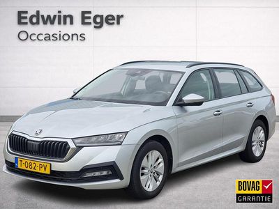Grijs Occasion 2023 Skoda Octavia Business Line Stationwagen | € 19.945 (Eerlijke prijs)