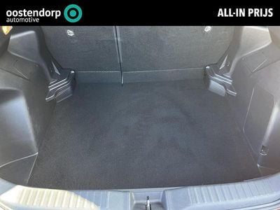 Occasion Toyota Yaris Cross 2026 Rood SUV