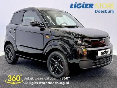 Zwart Nieuw 2025 Ligier Myli Hatchback | € 15.000