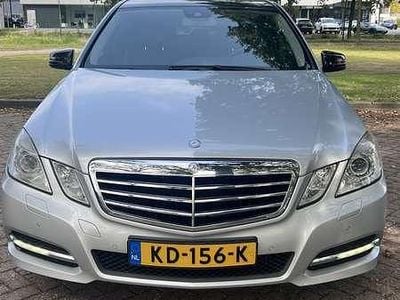 Mercedes E200