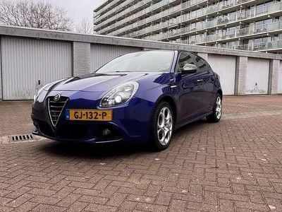 Blauw Gebruikt 2015 Alfa Romeo Giulietta Sprint Hatchback | € 4.950 (Super prijs)
