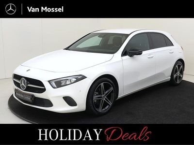 Wit Gebruikt 2019 Mercedes A180 Luxury Hatchback | € 23.495 (Goede deal)