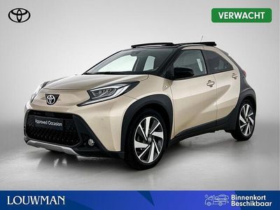 Bruin metallic Occasion 2023 Toyota Aygo X Envy SUV | € 21.950 (Duur)