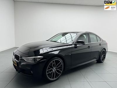 tweedehands BMW 330e 3-SERIEM-Pakket 184 Pk Automaat Airco Navi Xenon Leer Camera 138 dkm Nap 2e Eig.