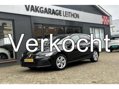 Zwart Gebruikt 2022 VW Golf VIII Business Hatchback | € 22.950 (Goede deal)