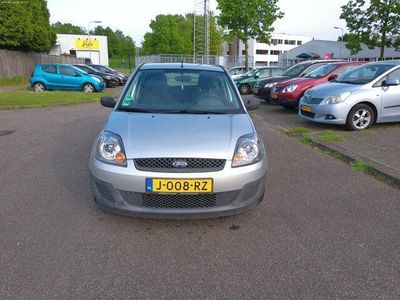 tweedehands Ford Fiesta 1.3-8V STYLE