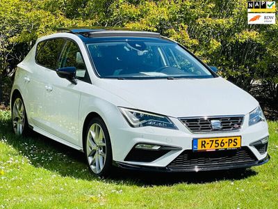 tweedehands Seat Leon 1.8 TSI FR Business Intense/Digital Cockpit/Pano/Camera/Led/Navi