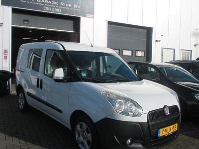 Gebruikt 2011 Fiat Doblò MPV | € 2.475 (Eerlijke prijs)